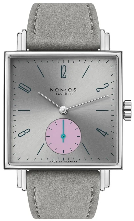 Nomos Glashütte Naisten kello N-477 Tetra Die Unerreichbare